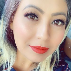 Meet your Posher, Asuncion